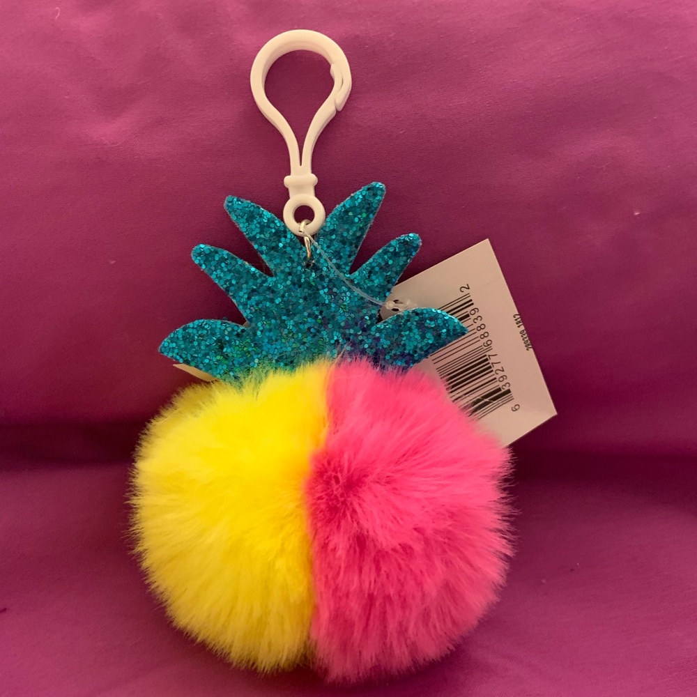 FREE w/any purchase NWT Fuzzy Pineapple - it clips to hang somewhere, keychain ? - Picture 1 of 2